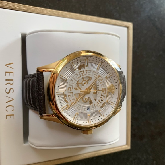 SOLD - VERSACE AIAKOS SPECIAL WATCH IN BROWN 44mm - Picture 15 of 16
